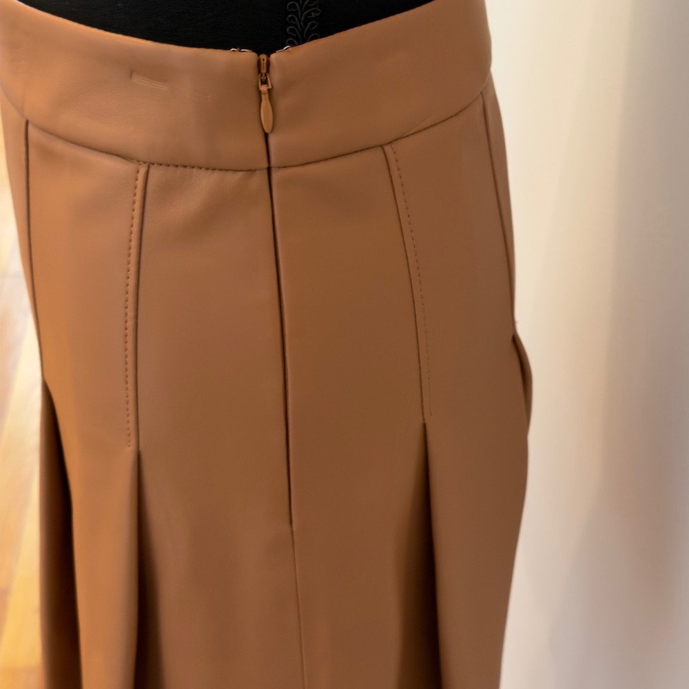 Susana Monaco Faux Leather Vest and Pleated Mini Skirt Set Tan Brown Womens S - Picture 10 of 13